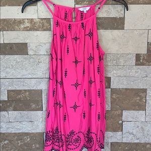 Crown & Ivy tank top